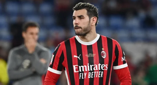 Theo Hernandez le një mesazh emocionues pas largimit nga Milani