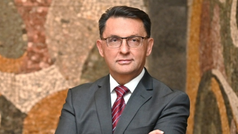 Sllaveski: Tre bankat më të mëdha paralajmëruan ulje të tarifave për shërbimet e pagesave