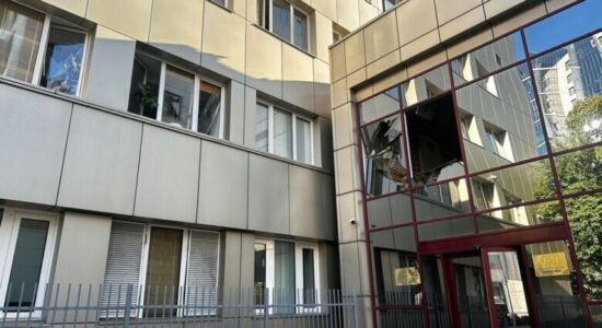 Ndërtesa e delegacionit të BE-së ‘dëmtohet rëndë’ në sulmin rus ndaj Kievit