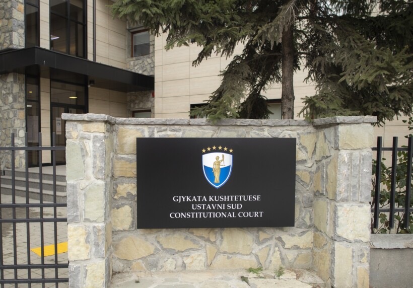 Në mesnatë përfundon masa e përkohshme e Kushtetueses, pritet vendimi i ri për konstituimin e Kuvendit