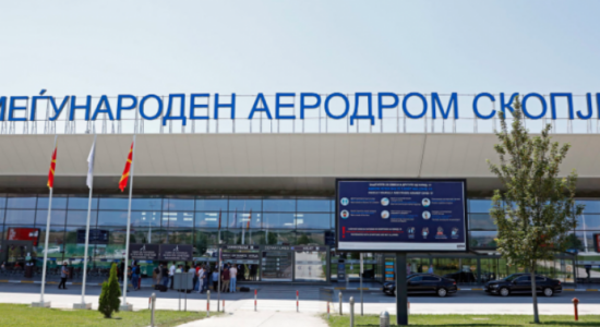 Për një javë dy aeroplanë përplasen me tufën e shpendëve