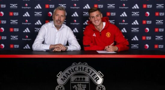 Zyrtare: Benjamin Sesko, lojtar i ri i Man Utd