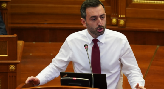 (VIDEO) Dimal Basha zgjidhet kryetar i Kuvendit të Kosovës