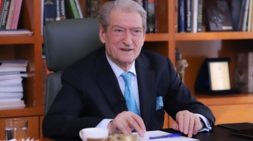 Sali Berisha: Thirrjet antishqiptare në Kumanovë, një akt nacionalizmi primitiv
