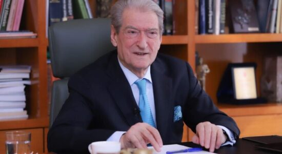 Sali Berisha: Thirrjet antishqiptare në Kumanovë, një akt nacionalizmi primitiv