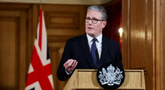 Starmer mbron planin për njohjen e mundshme të shtetit palestinez