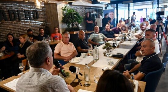 Bajram Rexhepi realizon takim me mërgatën tetovare – në fokus sektor të veçantë për investimet e diasporës