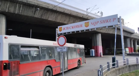 Transporti publik urban i autobusëve në Shkup sipas itinerarit të së dielës