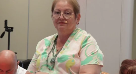 Janevska: Për një vit janë ndërtuar 7 shkolla të reja, janë rikonstruktuar 20 shkolla të tjera dhe po ndërtohen 4 salla sportive