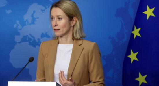 Asetet ruse të ngrira nga BE, Kallas: Nuk do të kthehen pa kompensim për Ukrainën