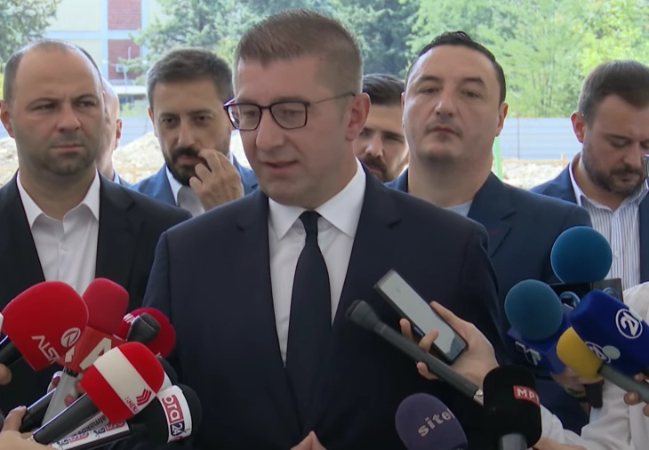 (VIDEO) Mickoski: Ministrat mund të jenë edhe kandidat për kryetarë komunash