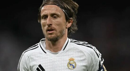 Modric i kundërpërgjigjet komentatorit të Barca TV
