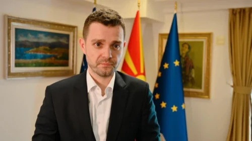 Mucunski për “Politiko”: Nuk ka ndryshime kushtetuese, nëse nuk marrim garanca të fuqishme nga BE-ja se kjo do të jetë kërkesa e fundit e Sofjes
