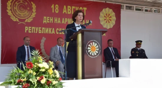 (VIDEO) Siljanovska: Ushtria është shtylla e paqes dhe stabilitetit