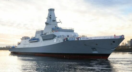 Britania e Madhe siguron një marrëveshje prej 10 miliardë funtesh për të furnizuar Norvegjinë me anije luftarake