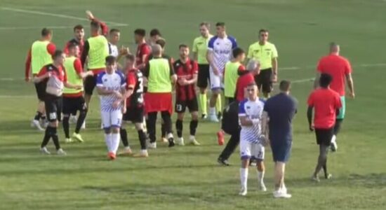 Shkupi thellon krizën, mposhtet nga Vardari në Strumicë