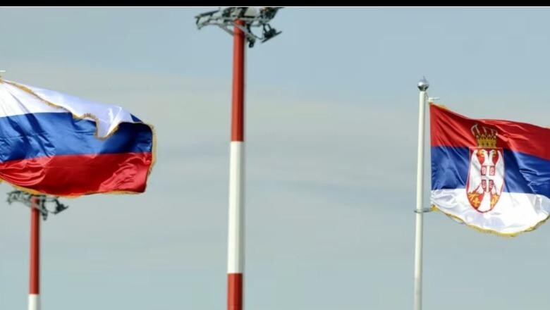 Ambasada ruse në Beograd: Për situatën në Serbi, zgjidhja vetëm sipas rregullave të shtetit