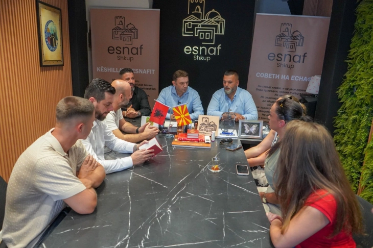Bujar Osmani i prezantoi propozim-masat për ruajtjen dhe zhvillimin e zejtarisë