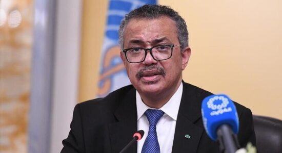 Shefi i OBSH-së kërkon mbrojtje për shëndetin dhe punonjësit e ndihmës në Gaza pas lirimit të një punonjësi nga Izraeli