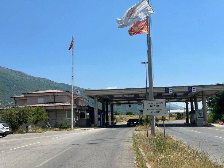 Rritet fluksi i udhëtarëve në “Bllatë” – Dibër, vetëm dje kaluan mbi 7.4 mijë udhëtarë