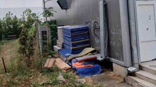 Mundësit e “Çairit” ngelen pa sallë për stërvitje – u janë hedhur dysheqet jashtë palestrës