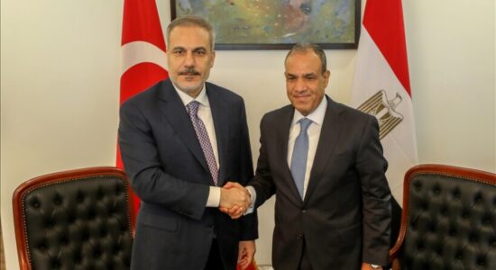 Kryediplomati turk diskuton mbi Gazën me homologun e tij egjiptian