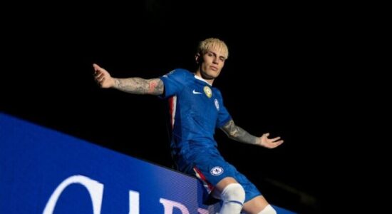 Zyrtare: Alejandro Garnacho, lojtari më i ri i Chelseat