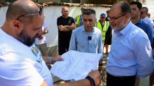 Izet Mexhiti inspekton punimet për rrjetin e ri të ujësjellësit në Gazi Babë