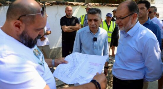 Izet Mexhiti inspekton punimet për rrjetin e ri të ujësjellësit në Gazi Babë