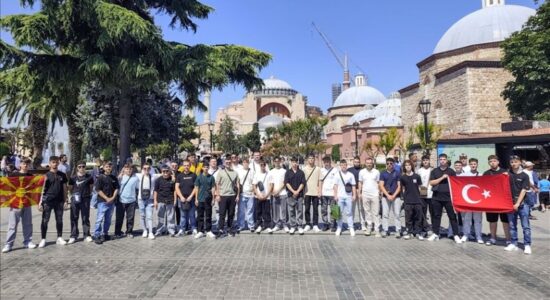 90 nxënës nga Maqedonia e Veriut vizituan Turqinë me mbështetjen e TIKA-s