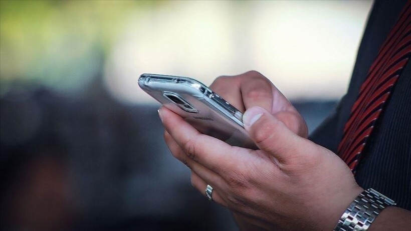 Koreja e Jugut miraton ligjin që ndalon përdorimin e telefonave celularë dhe pajisjeve digjitale në shkolla