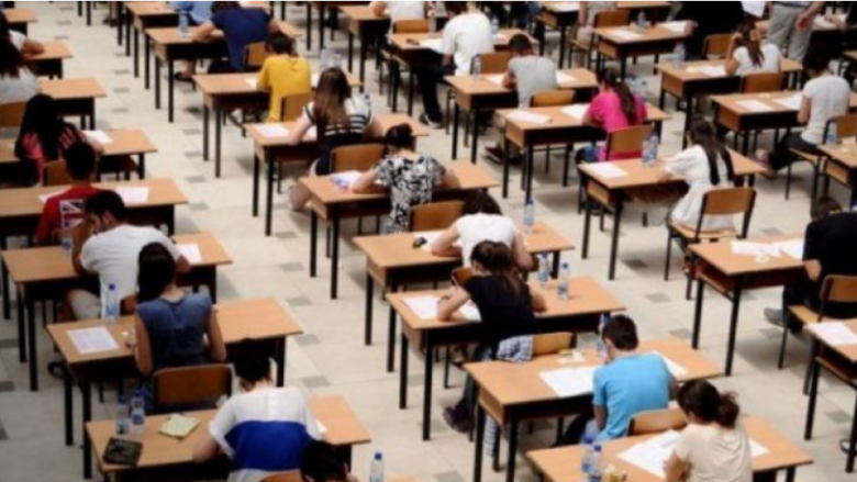 Maqedoni, më 12 dhe 14 gusht mbahen provimet eksterne të maturës shtetërore në afatin e gushtit