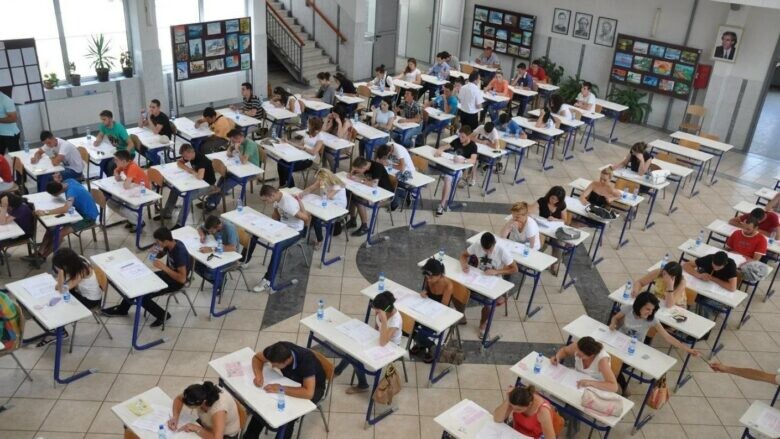 Publikohen rezultatet e maturës shtetërore në Maqedoni, nota mesatare është 3.69