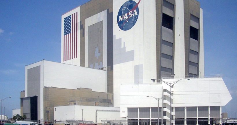 NASA: SHBA do të jetë kombi i parë që vendos energjinë në Hënë