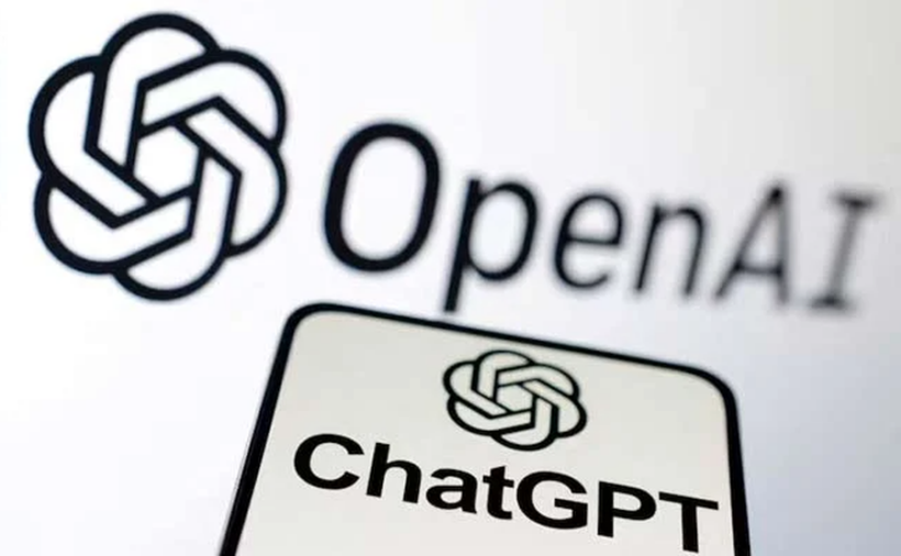 Bruksel, hyjnë sot në fuqi regullat e reja të transparencës për modelet e IA-së ChatGPT dhe Gemini