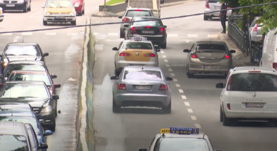 (VIDEO) Sërish premtohet zgjerimi i rrugës në Çairçankë