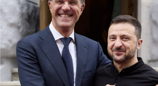 Rutte i bashkohet takimit Trump–Zelensky