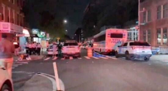 3 të vdekur, 8 të plagosur në të shtënat masive në një restorant të Nju Jorkut
