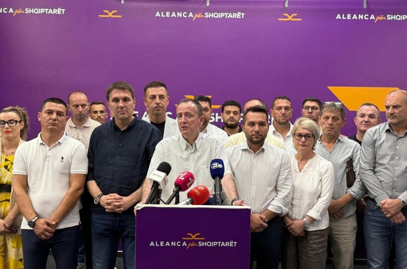 ASH: Përderisa e sulmon VMRO, e dimë që kryetari Arben Taravari është në rrugë të drejtë!