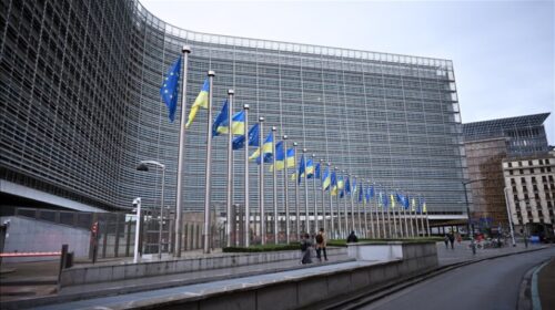 Liderët evropianë të gatshëm të punojnë me Trumpin dhe Zelenskyyn në takimin trepalësh me Rusinë