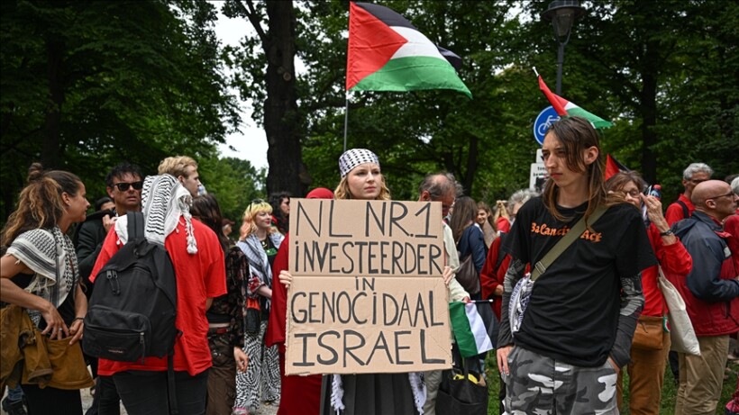 Protestuesit përleshen me policinë në Hagë gjatë debatit për emergjencën në Gaza