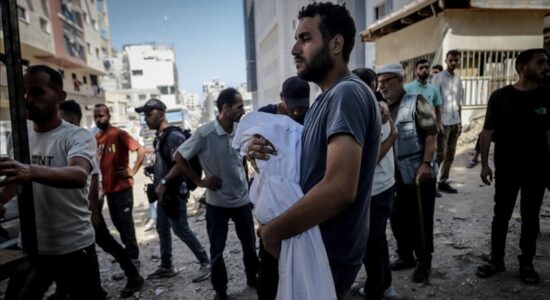 Izraeli vret të paktën 21 palestinezë në të gjithë Rripin e Gazës