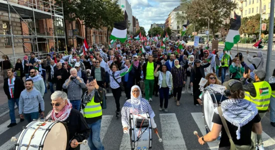 Protesta në Suedi kundër planeve të pushtimit izraelit në Gaza