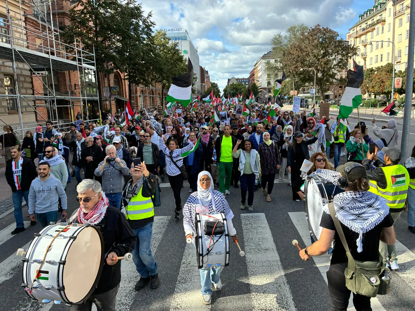 Protesta në Suedi kundër planeve të pushtimit izraelit në Gaza