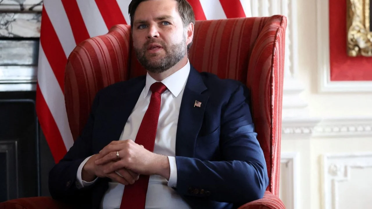 Lëvizje diplomatike para samitit në Alaskë, JD Vance takohet me homologët evropianë