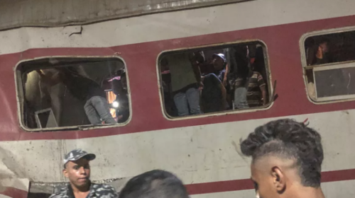 Del nga shinat treni në Egjipt, tre të vdekur dhe dhjetëra të plagosur
