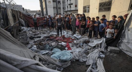 Vriten 33 palestinezë në sulmet e kryera në orët e mëngjesit nga Izraeli në Gaza