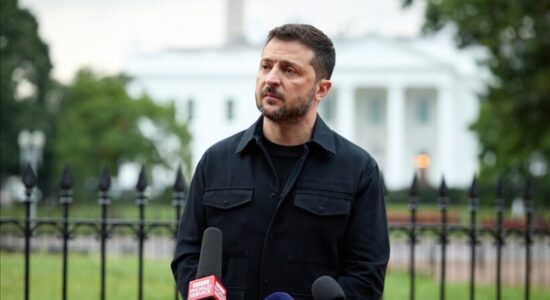 Zelensky: Jam i hapur për bisedime dypalëshe me Putinin para takimit trepalësh