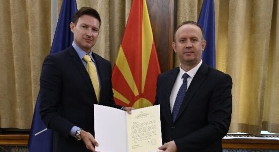 Afrim Gashi takohet me Denion Meidanin: Zhvilluam një takim të frytshëm