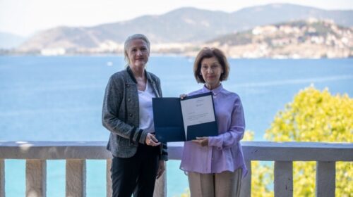 Urim nga Trampi për Siljanovska Davkovën me rastin e Ditës së Pavarësisë